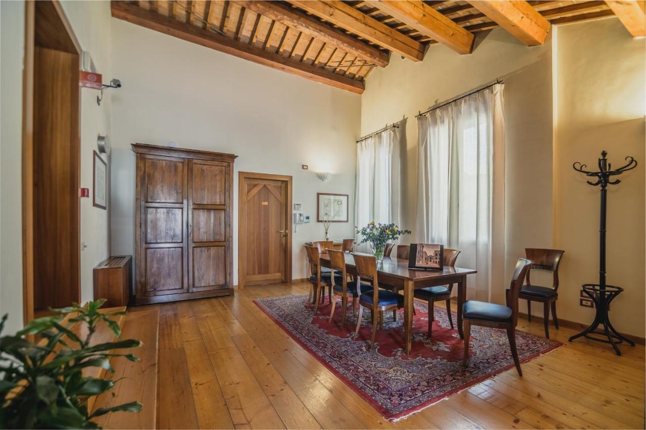 Le Camere Di Palazzo Bortolan Тревизо Экстерьер фото