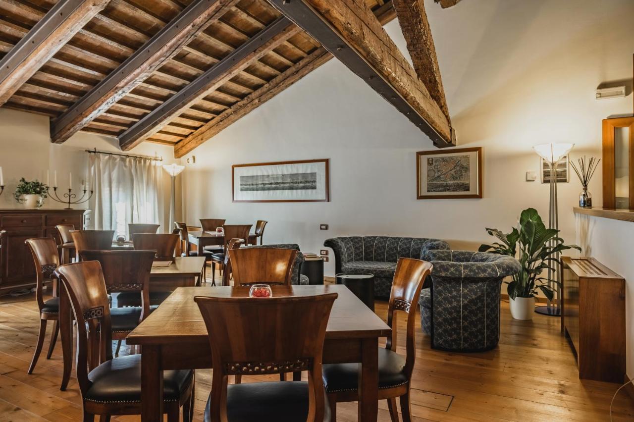 Le Camere Di Palazzo Bortolan Тревизо Экстерьер фото