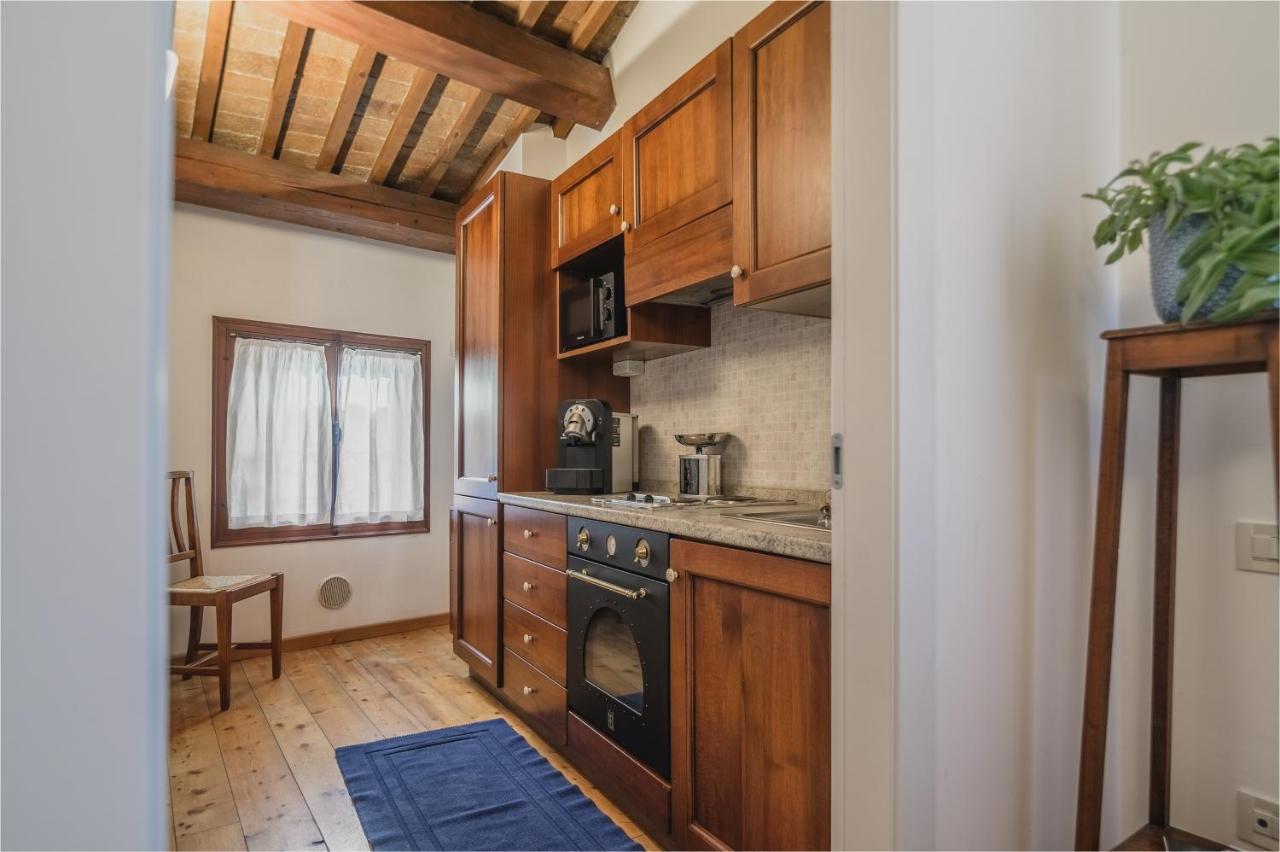 Le Camere Di Palazzo Bortolan Тревизо Экстерьер фото