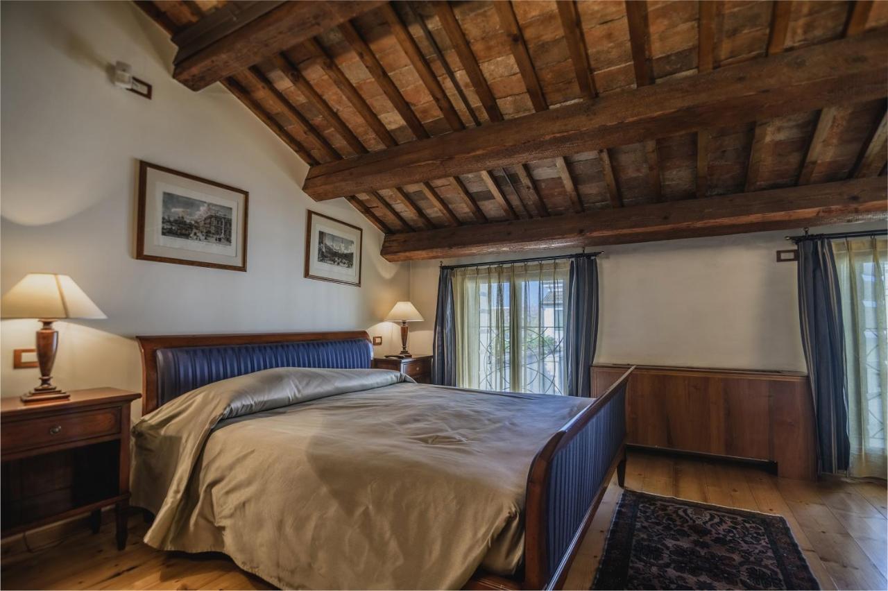Le Camere Di Palazzo Bortolan Тревизо Экстерьер фото
